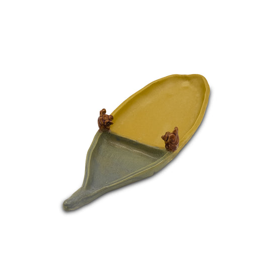 Bicolor Ceramic Leaf Tray with Sculpted Handles/Ceramic Tray/Serving Tray